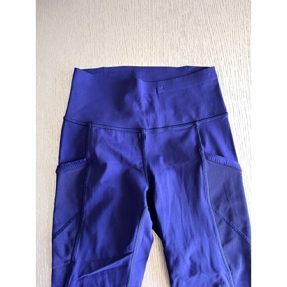 Lululemon Fast As Light Crops Size 4 - Emperor Blue - Brand New - Picture 5 of 12